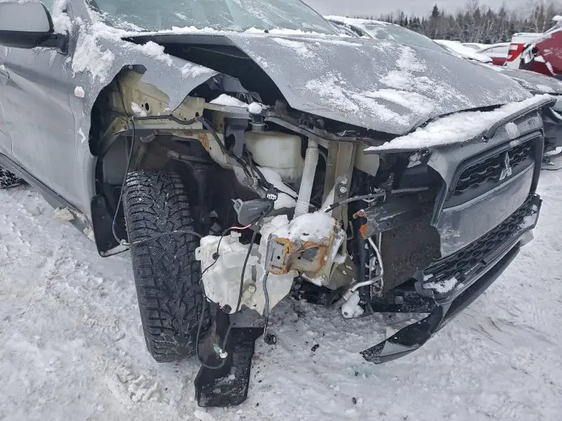 2013 MITSUBISHI RVR SE  