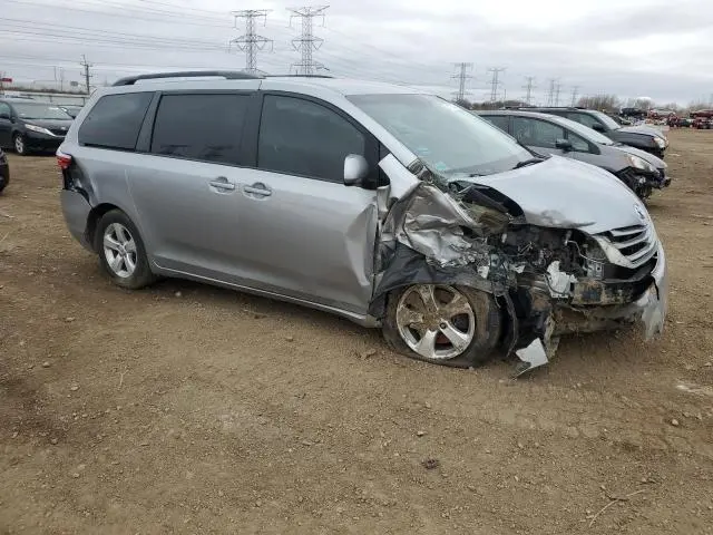 2015 TOYOTA SIENNA LE  