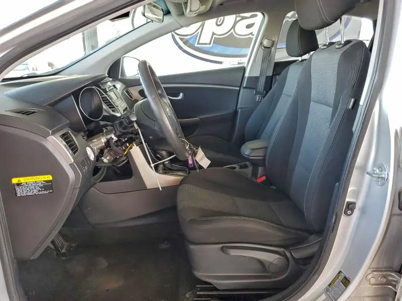 2017 HYUNDAI ELANTRA GT   