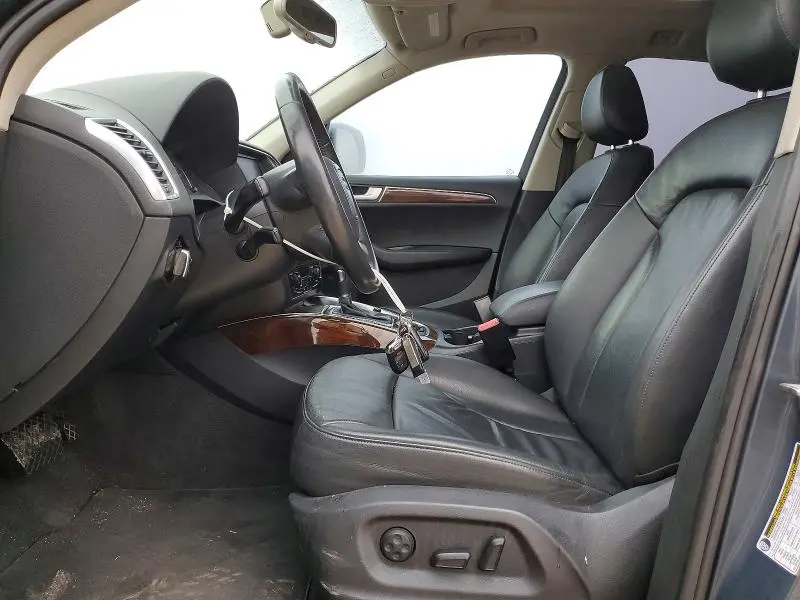 2011 AUDI Q5 PREMIUM PLUS  