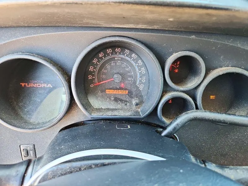 2011 TOYOTA TUNDRA DOUBLE CAB SR5  