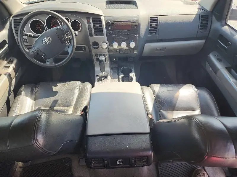 2010 TOYOTA TUNDRA CREWMAX SR5  