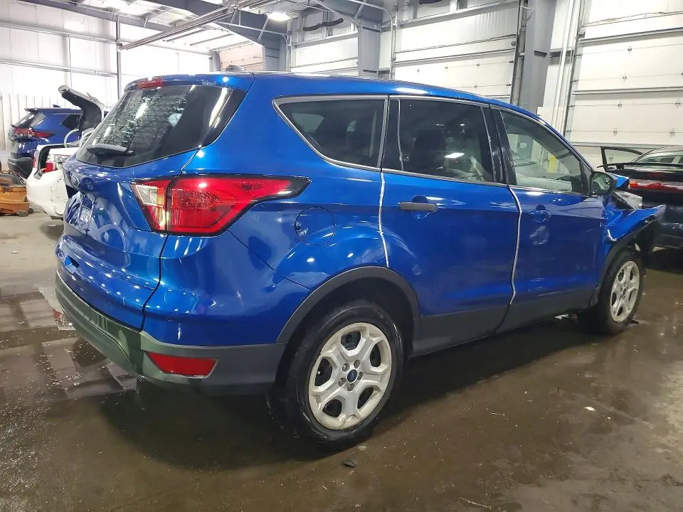 2019 FORD ESCAPE S  