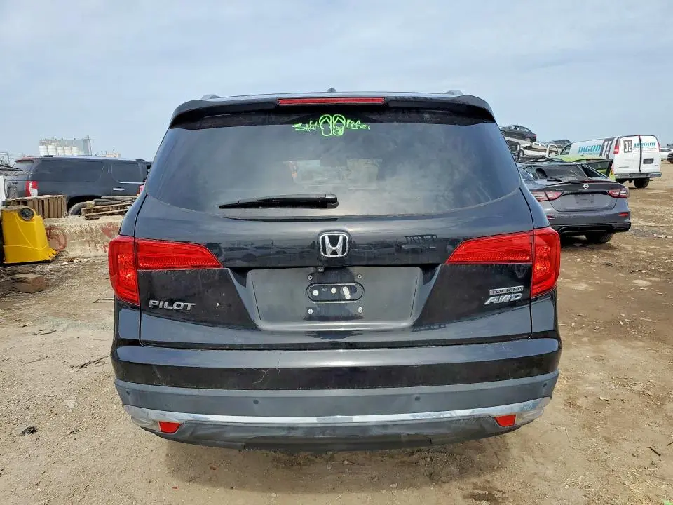 2016 HONDA PILOT TOURING  