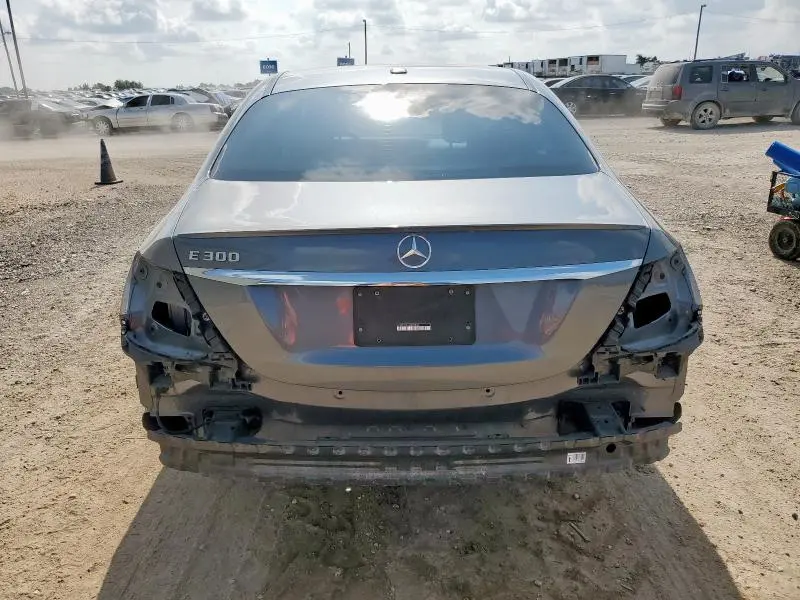 2017 MERCEDES-BENZ E 300  