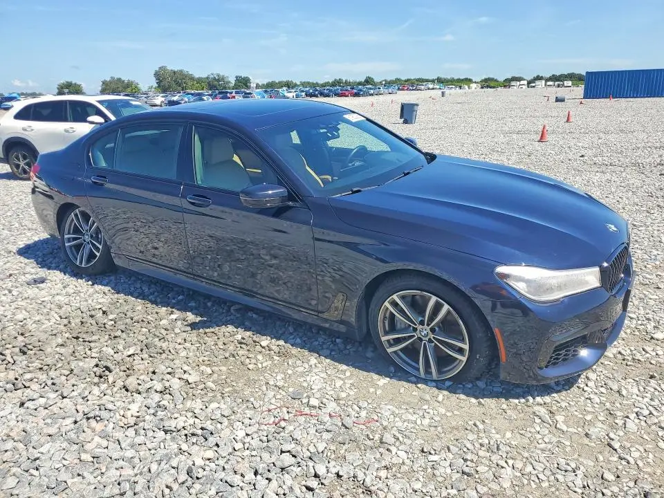 2018 BMW 750 XI  