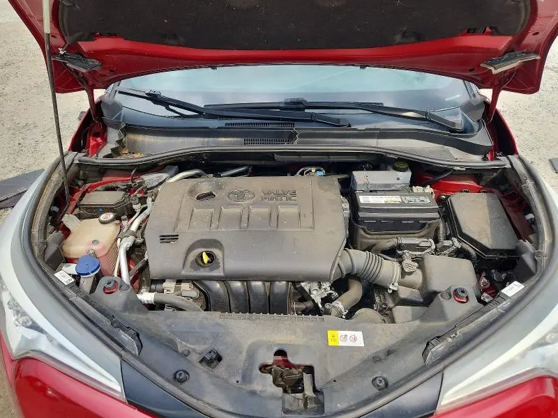 2019 TOYOTA C-HR LE  