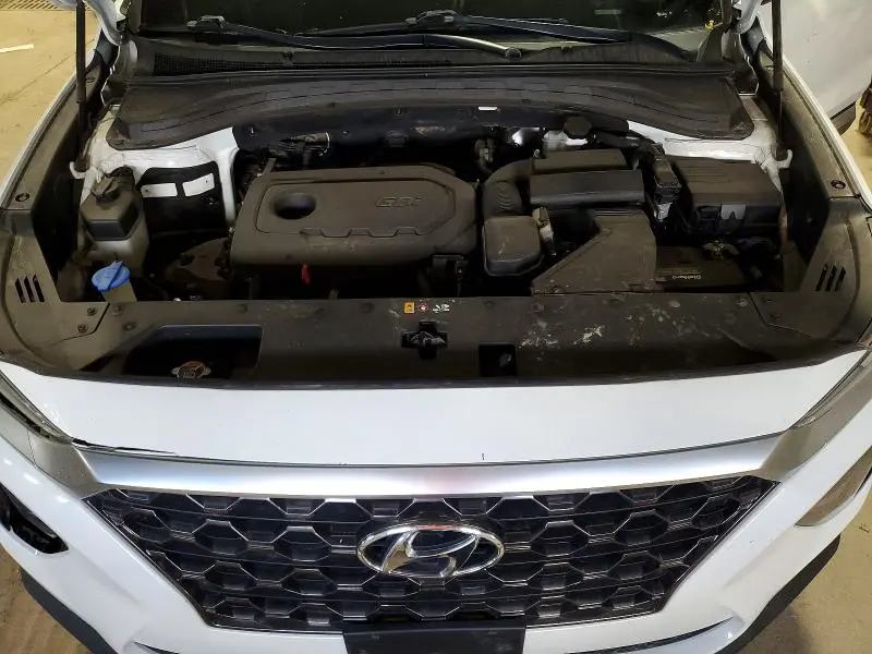 2019 HYUNDAI SANTA FE SE  