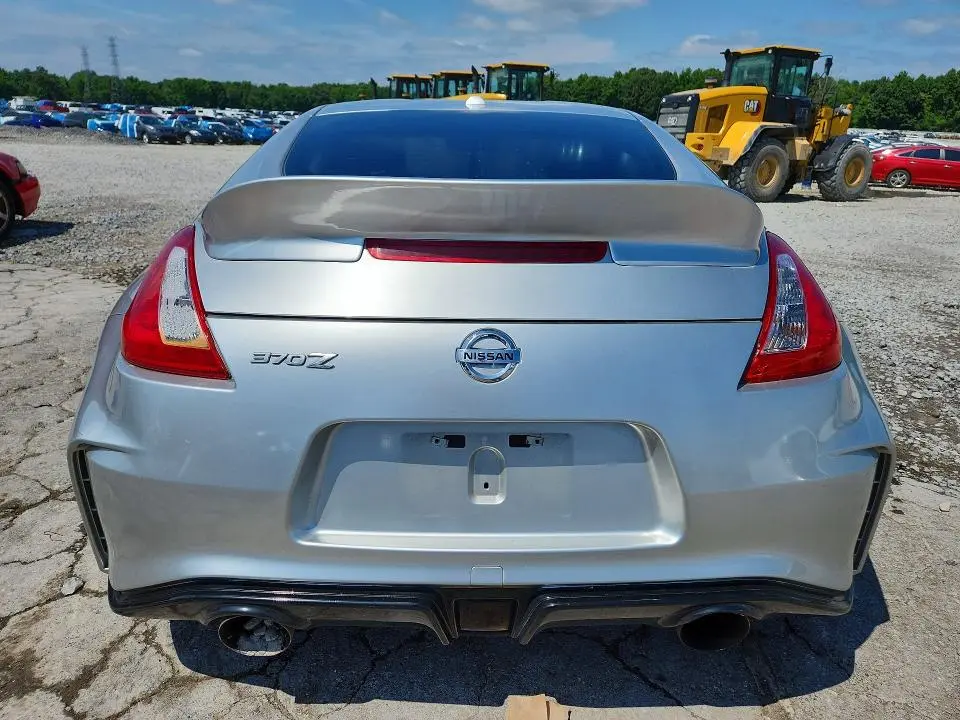 2010 NISSAN 370Z BASE  