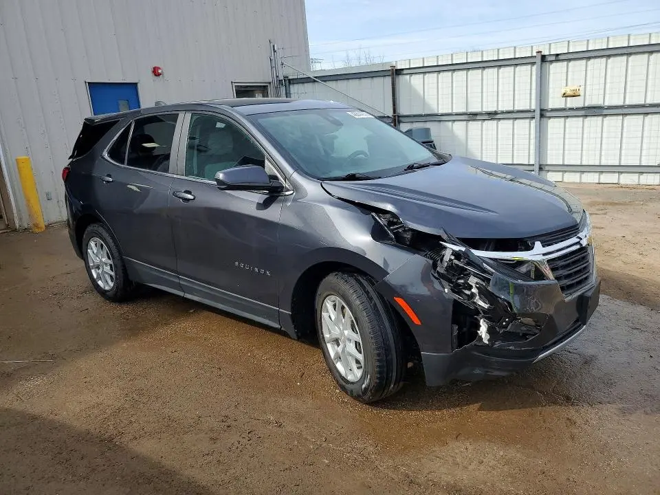 2022 CHEVROLET EQUINOX LT  