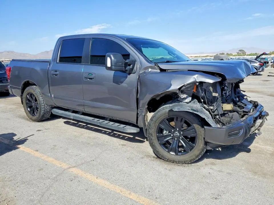 2023 NISSAN TITAN SV  