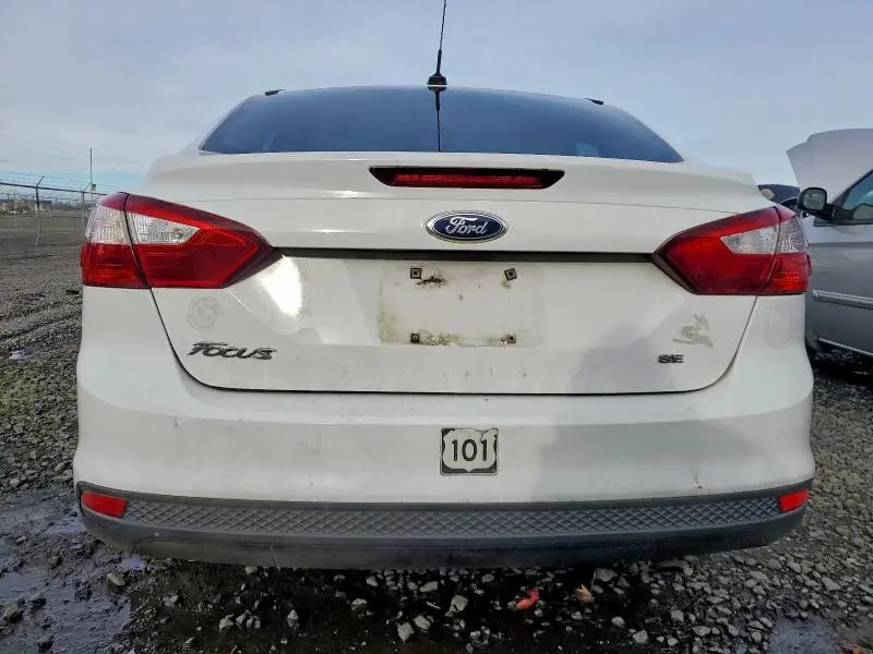 2013 FORD FOCUS SE  