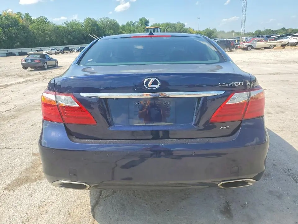2011 LEXUS LS 460  