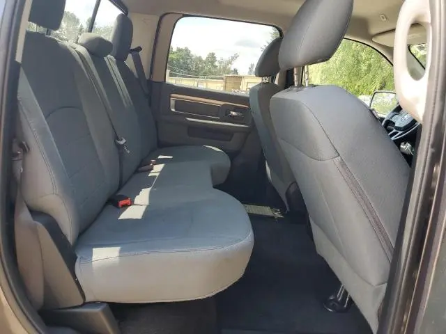 2017 RAM 1500 SLT  
