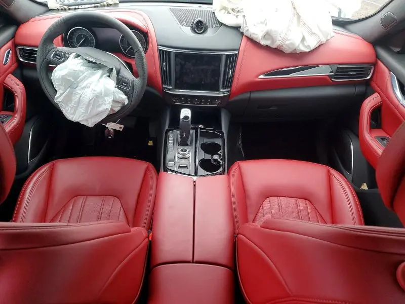 2023 MASERATI LEVANTE GT  