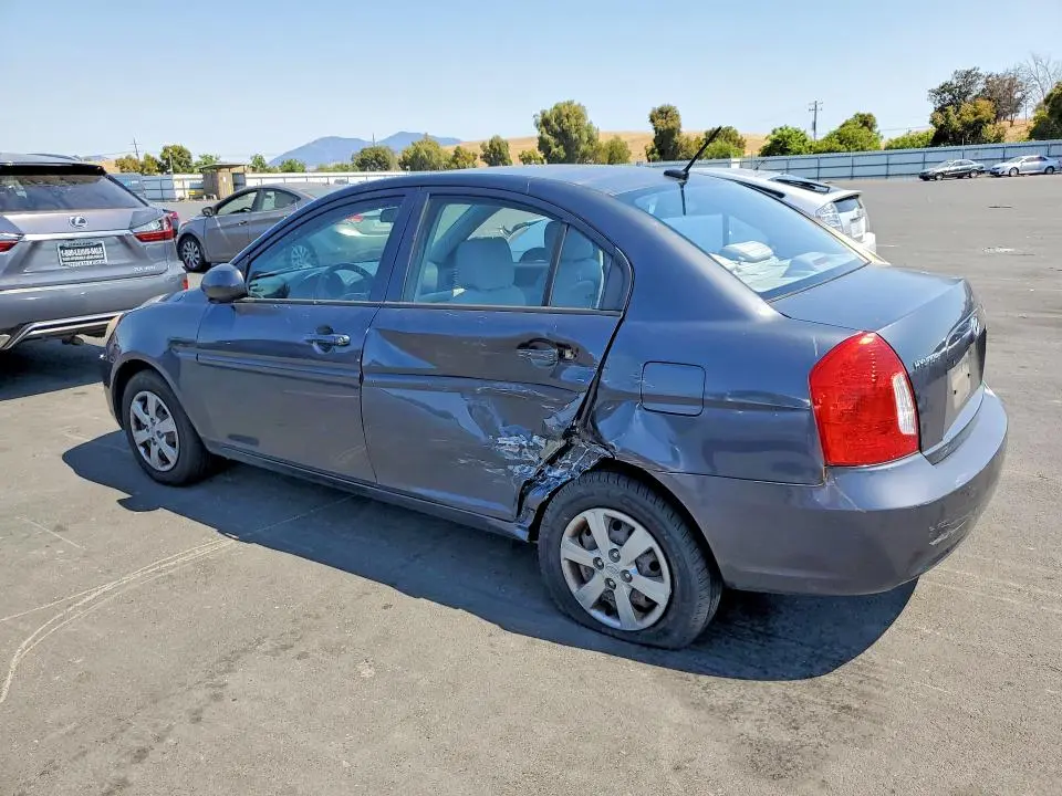 2011 HYUNDAI ACCENT GLS  