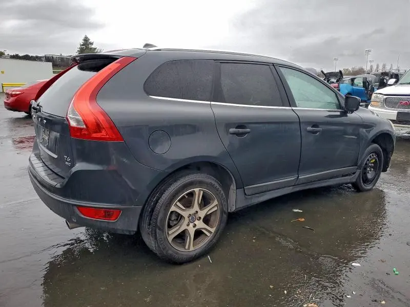 2013 VOLVO XC60 T6  