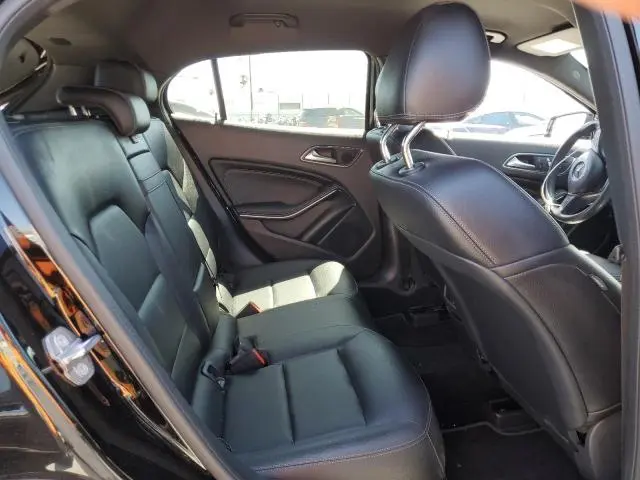 2020 MERCEDES-BENZ GLA 250 4MATIC  