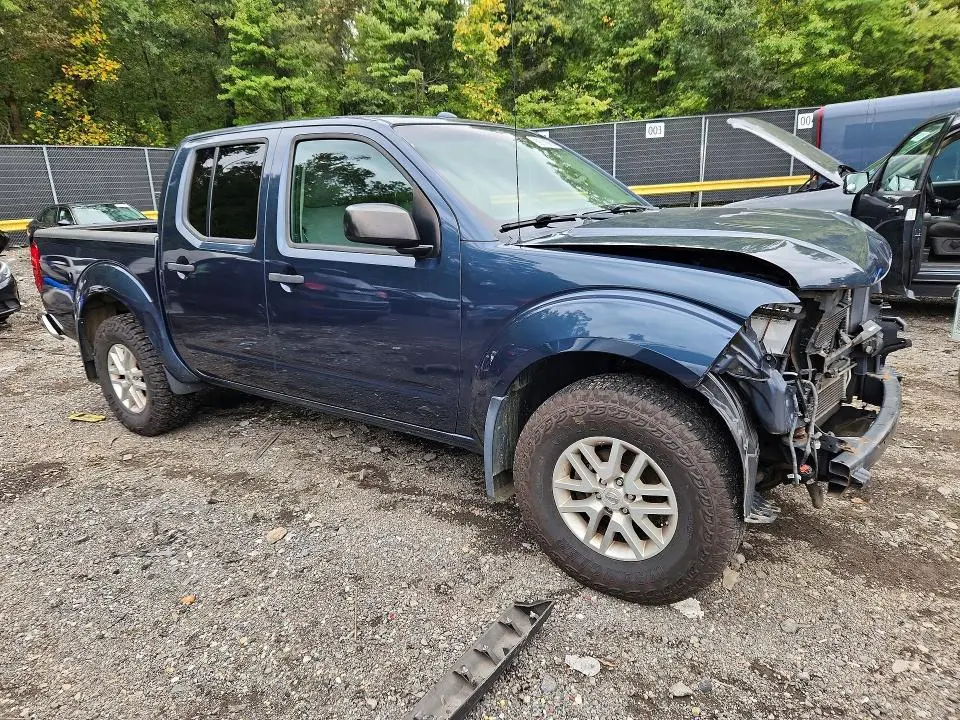 2016 NISSAN FRONTIER SV  