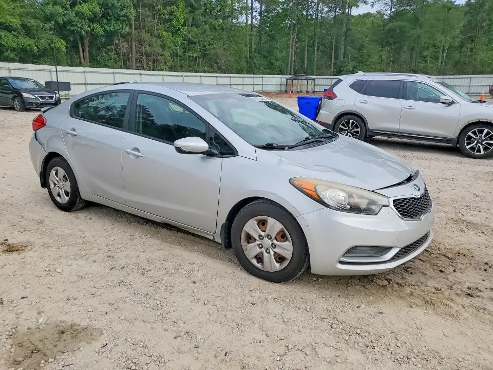 2016 KIA FORTE LX  