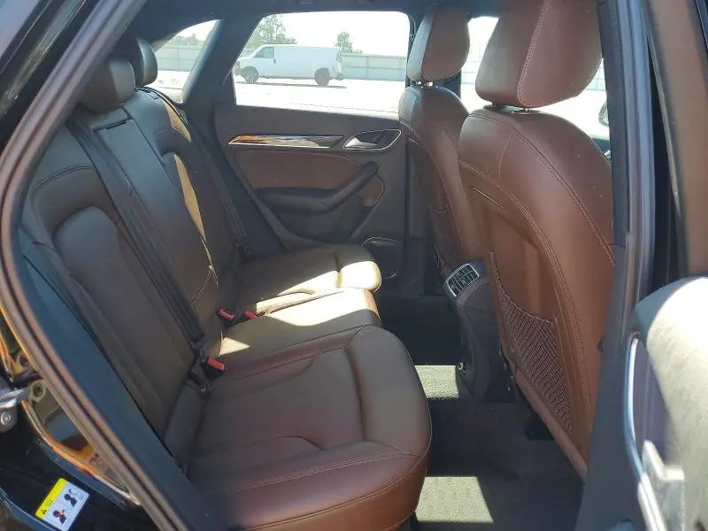 2016 AUDI Q3 PRESTIGE  