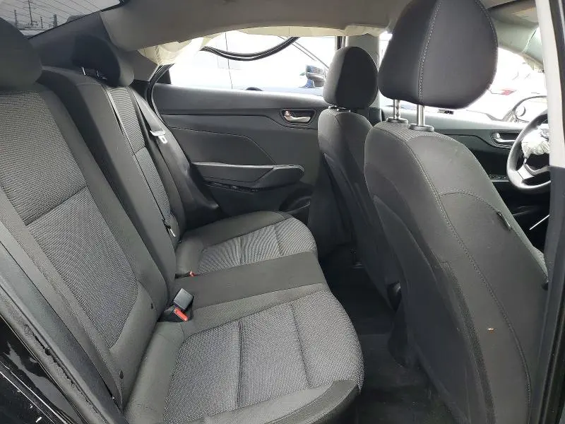 2019 HYUNDAI ACCENT SE  