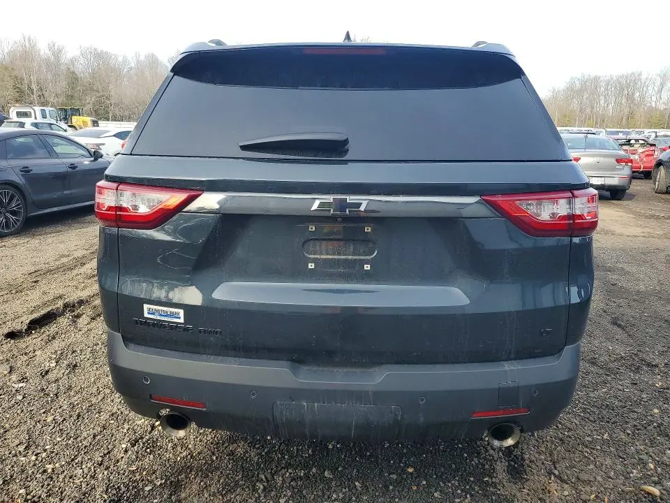 2021 CHEVROLET TRAVERSE LT  