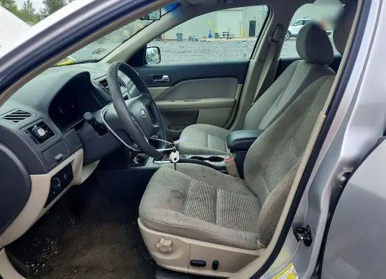 2011 FORD FUSION SE  
