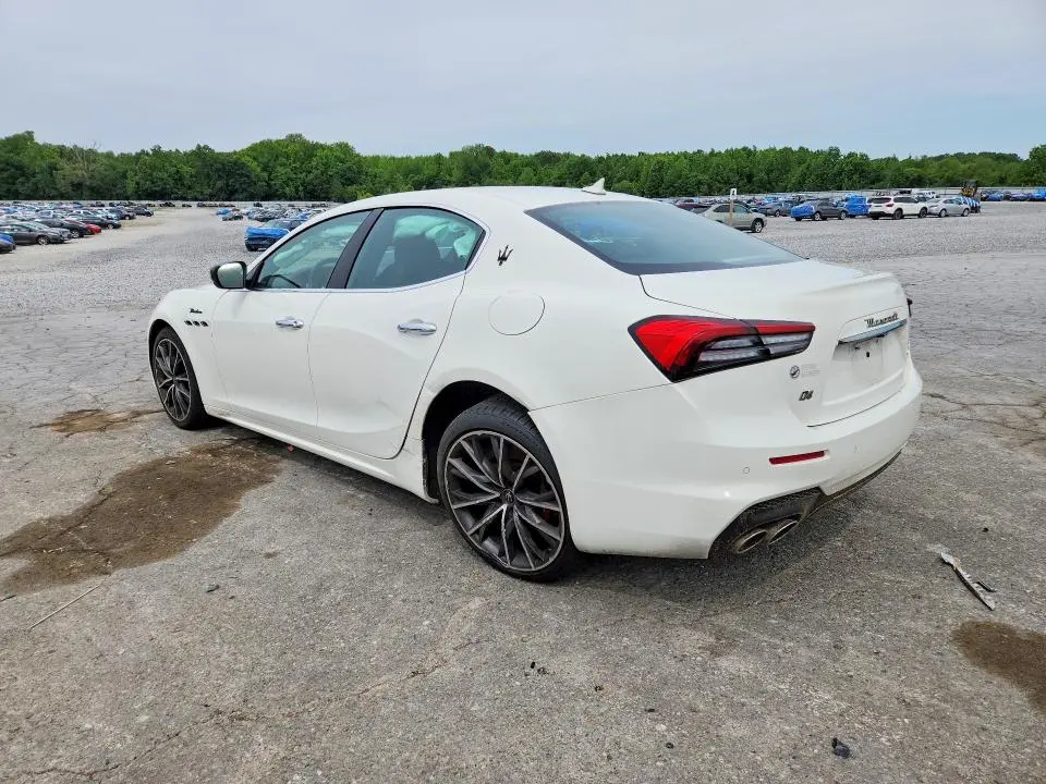 2024 MASERATI GHIBLI MODENA  
