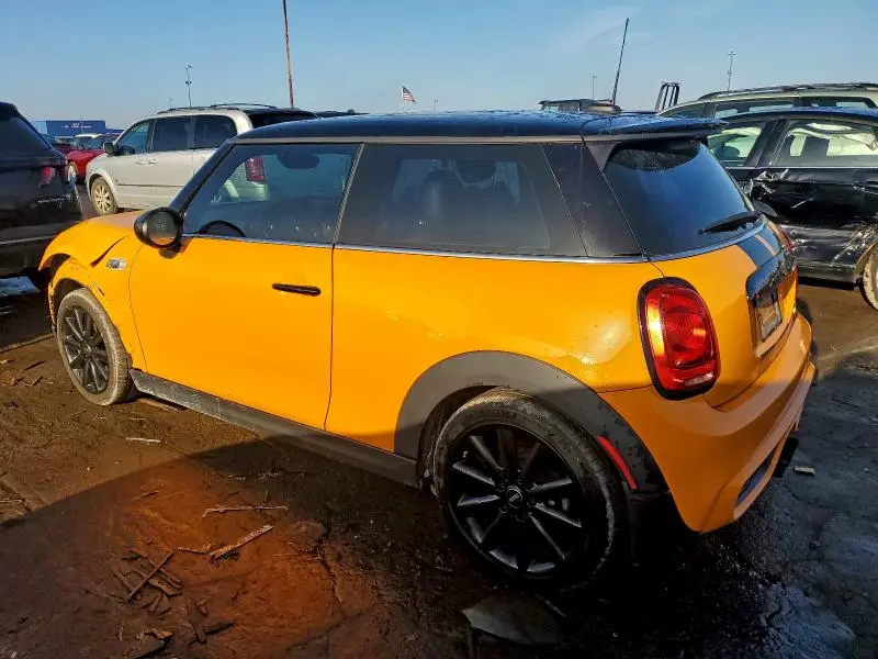 2015 MINI COOPER S  