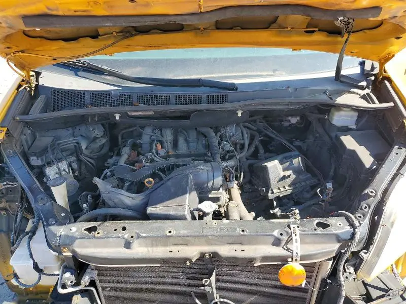 2017 TOYOTA SIENNA LE  