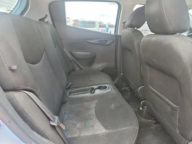 2016 CHEVROLET SPARK 1LT  