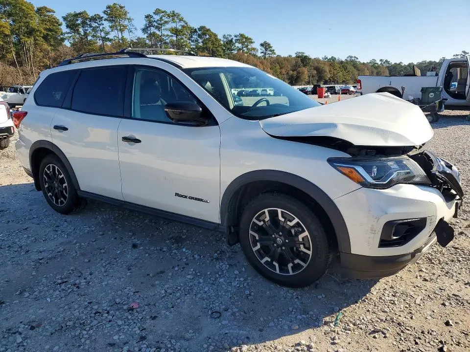 2019 NISSAN PATHFINDER SL  