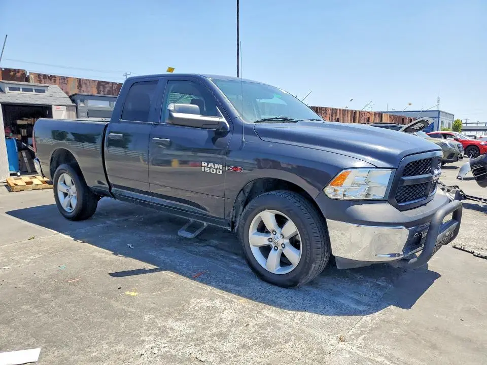 2015 RAM 1500 ST  
