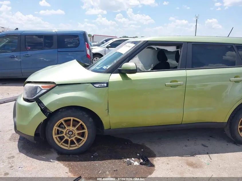 2016 KIA SOUL  