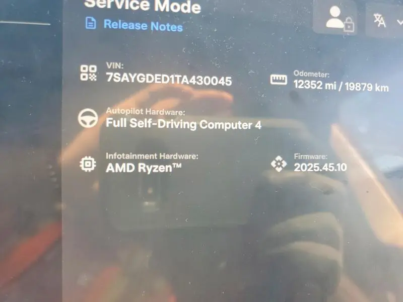 2026 TESLA MODEL Y   