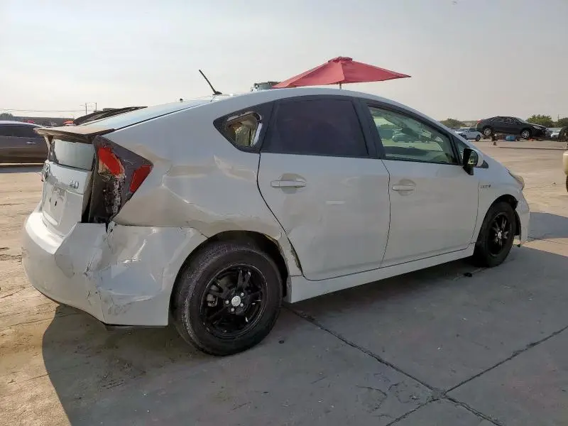 2013 TOYOTA PRIUS   