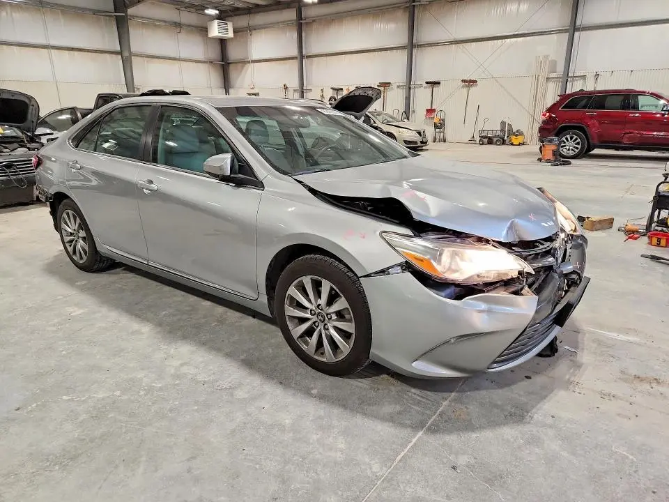 2017 TOYOTA CAMRY XLE  