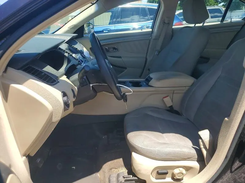 2014 FORD TAURUS SE  