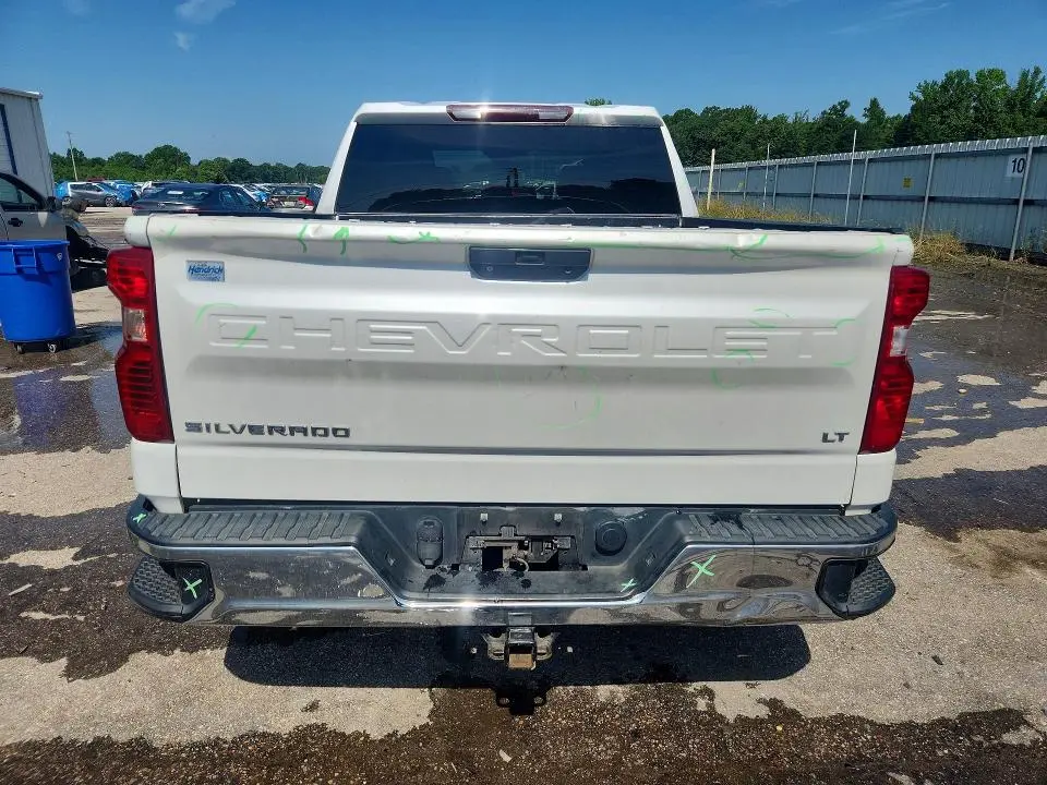 2020 CHEVROLET SILVERADO K1500 LT  