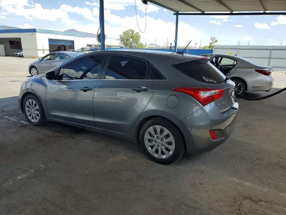 2017 HYUNDAI ELANTRA GT BASE  