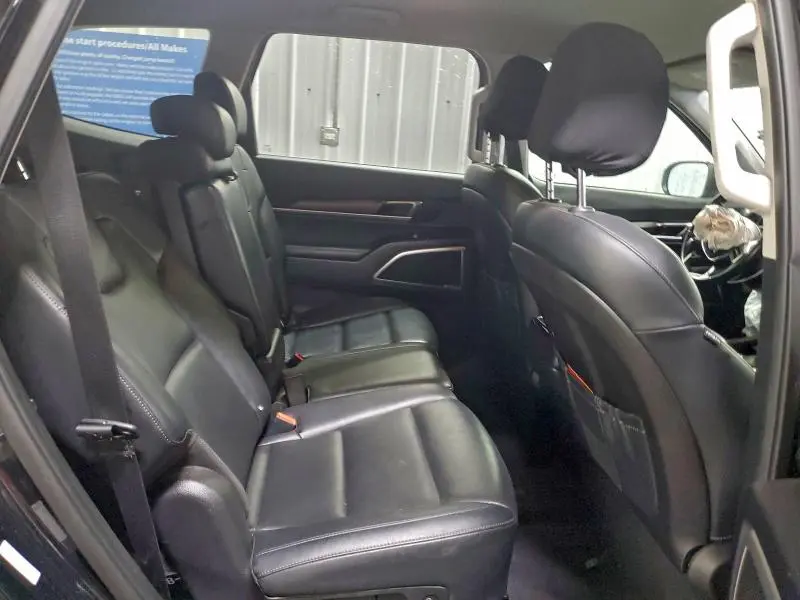 2022 KIA TELLURIDE LX  