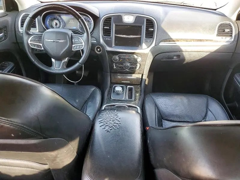 2017 CHRYSLER 300C   