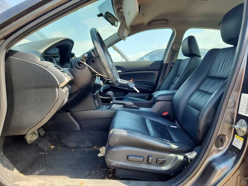 2011 HONDA ACCORD SE  