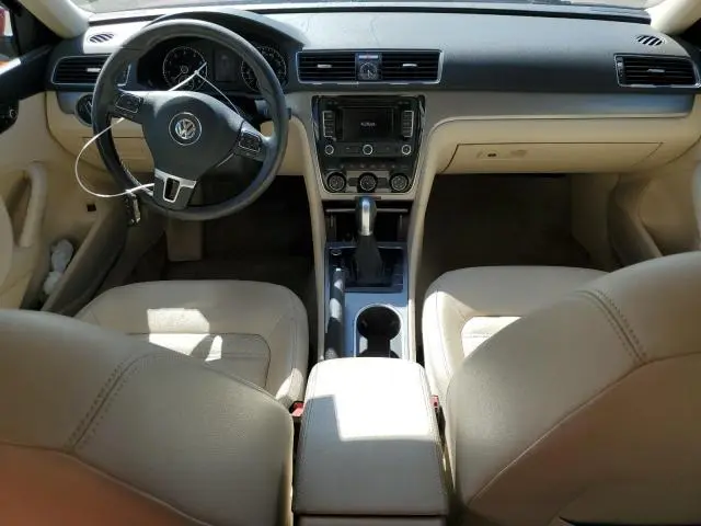 2015 VOLKSWAGEN PASSAT SE  