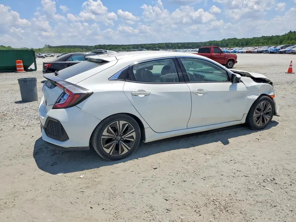 2018 HONDA CIVIC EX  