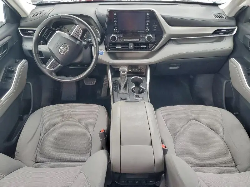 2021 TOYOTA HIGHLANDER HYBRID LE  