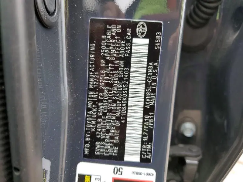 2025 TOYOTA CAMRY LE  