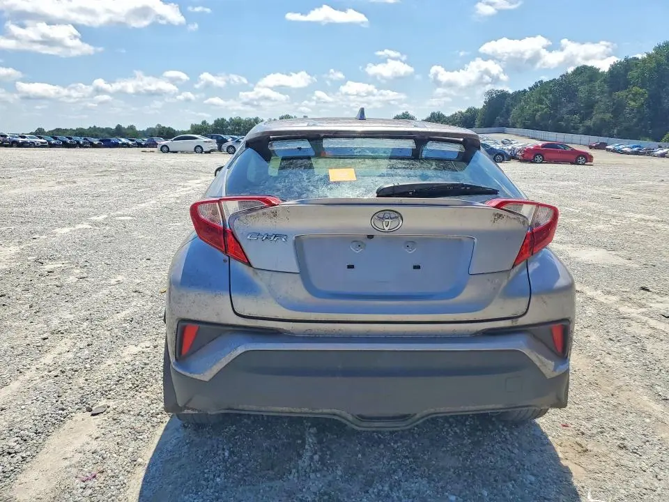 2018 TOYOTA C-HR XLE  