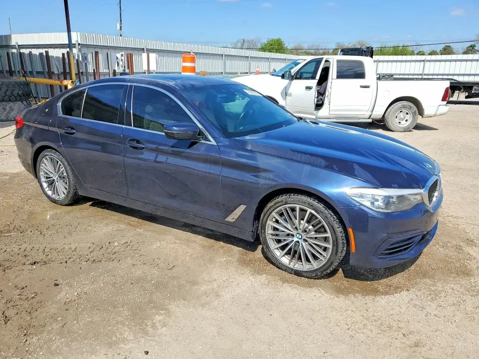 2020 BMW 530 XI  